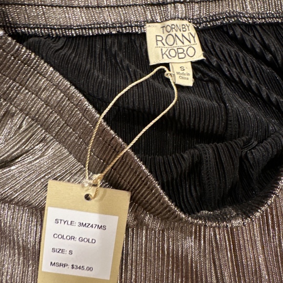 🤎🆕 Torn by Ronny Kobo Wide Leg Gold Pants🤎 - Picture 3 of 6